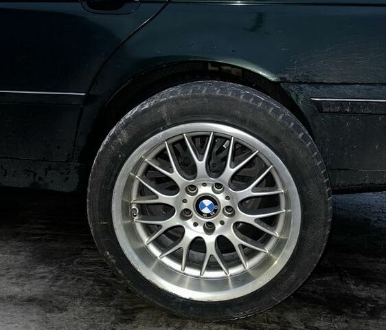 Зеленый БМВ 5 Серия, объемом двигателя 2.8 л и пробегом 300 тыс. км за 4600 $, фото 15 на Automoto.ua