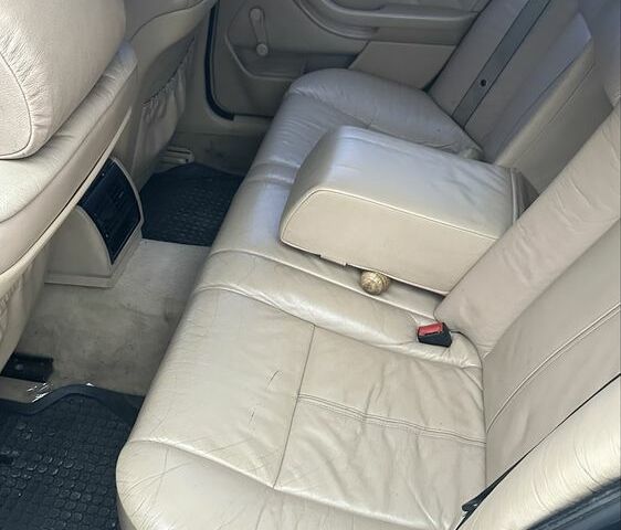 Зеленый БМВ 5 Серия, объемом двигателя 2.8 л и пробегом 300 тыс. км за 4600 $, фото 7 на Automoto.ua