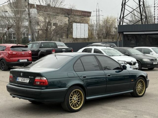 Зеленый БМВ 5 Серия, объемом двигателя 4.4 л и пробегом 300 тыс. км за 6400 $, фото 3 на Automoto.ua