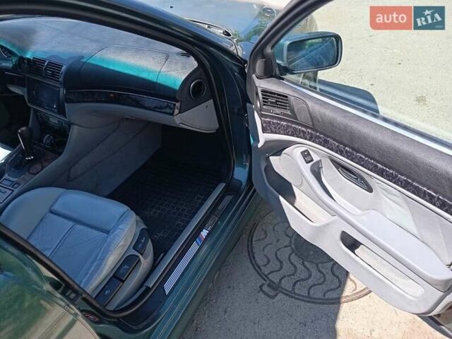 Зелений БМВ 5 Серія, об'ємом двигуна 2.5 л та пробігом 323 тис. км за 4380 $, фото 7 на Automoto.ua
