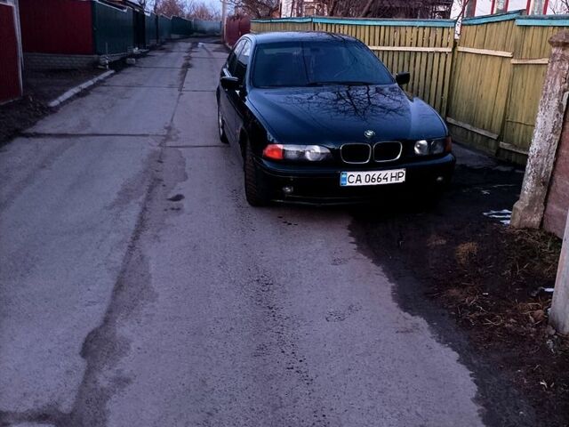 Зеленый БМВ 5 Серия, объемом двигателя 2.5 л и пробегом 390 тыс. км за 2500 $, фото 1 на Automoto.ua