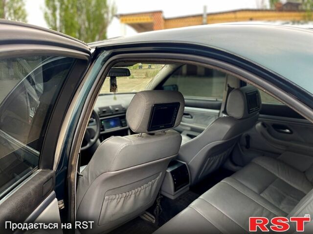 Зеленый БМВ 5 Серия, объемом двигателя 2 л и пробегом 0 тыс. км за 3500 $, фото 11 на Automoto.ua