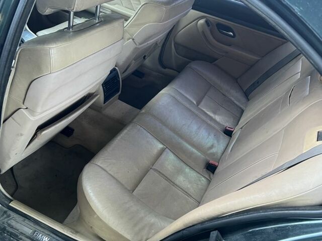 Зелений БМВ 5 Серія, об'ємом двигуна 2 л та пробігом 380 тис. км за 3000 $, фото 6 на Automoto.ua