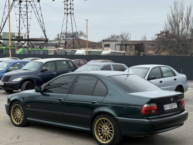 Зеленый БМВ 5 Серия, объемом двигателя 4.4 л и пробегом 300 тыс. км за 6400 $, фото 4 на Automoto.ua