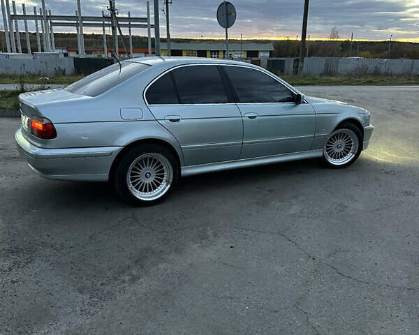 БМВ 5 Серия 1997 в Шепетовке на Automoto.ua Зеленый БМВ 5 Серия, объемом двигателя 4.4 л и пробегом 490 тыс. км за 7000 $, фото 4 на Automoto.ua