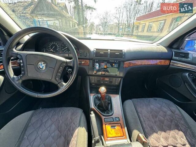 Зелений БМВ 5 Серія, об'ємом двигуна 2 л та пробігом 329 тис. км за 6000 $, фото 15 на Automoto.ua