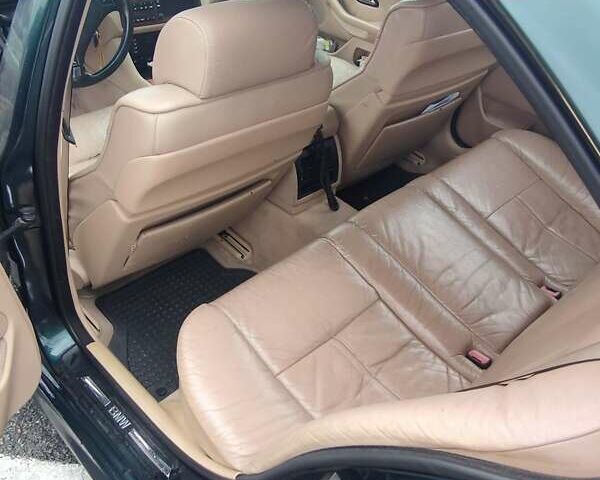 Зеленый БМВ 5 Серия, объемом двигателя 4.4 л и пробегом 360 тыс. км за 4750 $, фото 11 на Automoto.ua