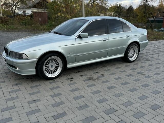 Зеленый БМВ 5 Серия, объемом двигателя 4.4 л и пробегом 544 тыс. км за 7000 $, фото 1 на Automoto.ua