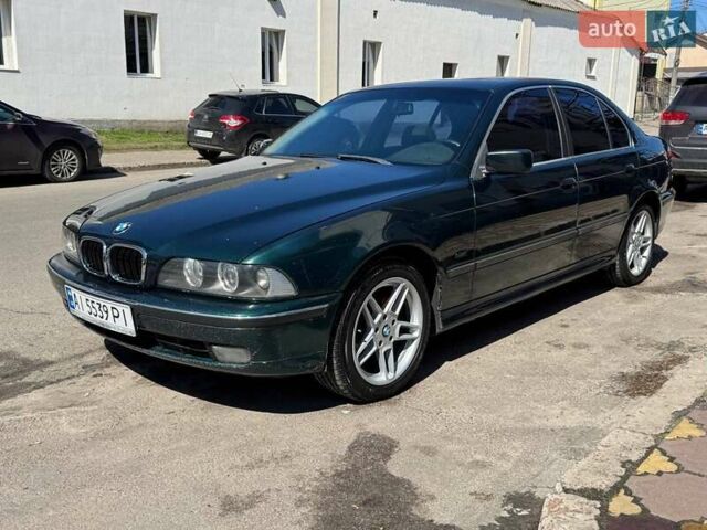 Зелений БМВ 5 Серія, об'ємом двигуна 2 л та пробігом 329 тис. км за 6000 $, фото 1 на Automoto.ua