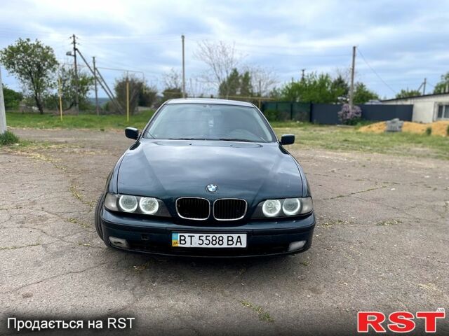 Зеленый БМВ 5 Серия, объемом двигателя 2 л и пробегом 0 тыс. км за 3500 $, фото 2 на Automoto.ua