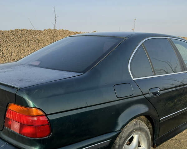 Зеленый БМВ 5 Серия, объемом двигателя 1.99 л и пробегом 340 тыс. км за 3150 $, фото 6 на Automoto.ua