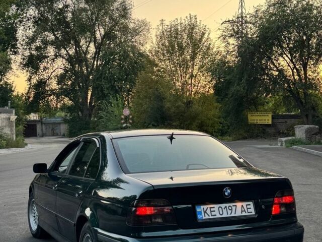 Зеленый БМВ 5 Серия, объемом двигателя 2 л и пробегом 450 тыс. км за 3800 $, фото 4 на Automoto.ua