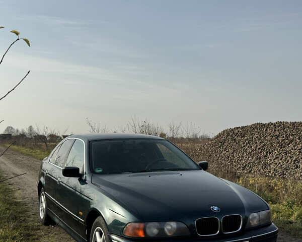 Зеленый БМВ 5 Серия, объемом двигателя 1.99 л и пробегом 340 тыс. км за 3150 $, фото 1 на Automoto.ua