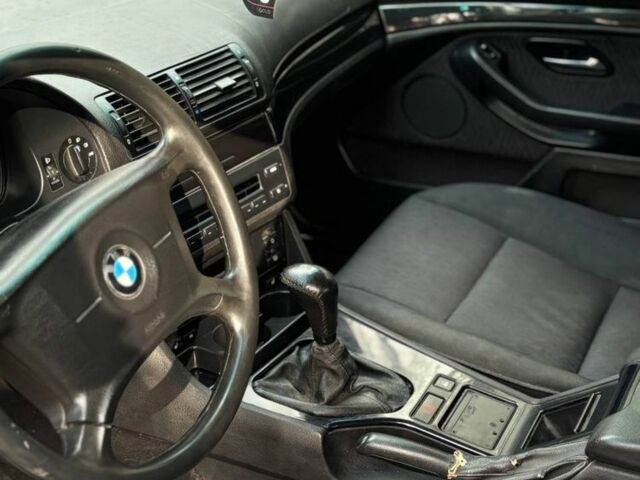 Зелений БМВ 5 Серія, об'ємом двигуна 2 л та пробігом 300 тис. км за 4600 $, фото 10 на Automoto.ua