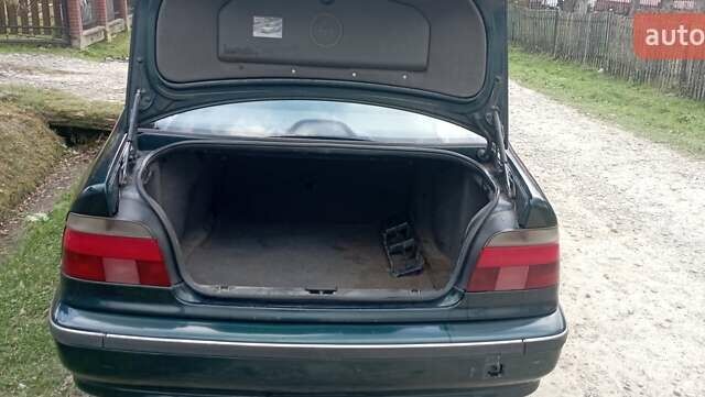 Зеленый БМВ 5 Серия, объемом двигателя 2.5 л и пробегом 350 тыс. км за 3500 $, фото 7 на Automoto.ua