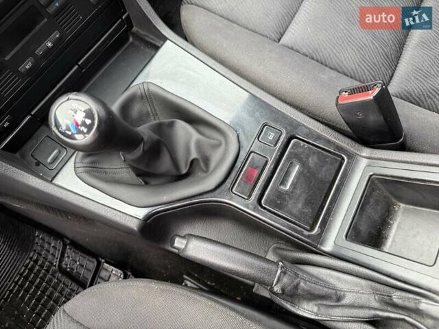 Зеленый БМВ 5 Серия, объемом двигателя 2 л и пробегом 375 тыс. км за 2800 $, фото 38 на Automoto.ua