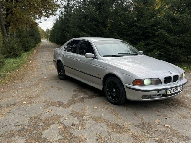 Зеленый БМВ 5 Серия, объемом двигателя 2.5 л и пробегом 349 тыс. км за 3999 $, фото 7 на Automoto.ua