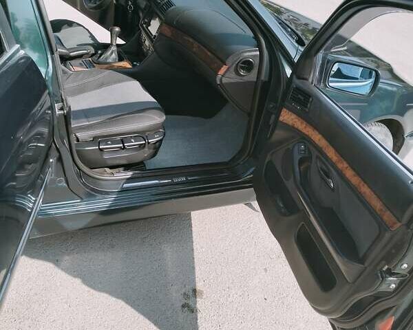 Зеленый БМВ 5 Серия, объемом двигателя 2.5 л и пробегом 480 тыс. км за 3400 $, фото 12 на Automoto.ua