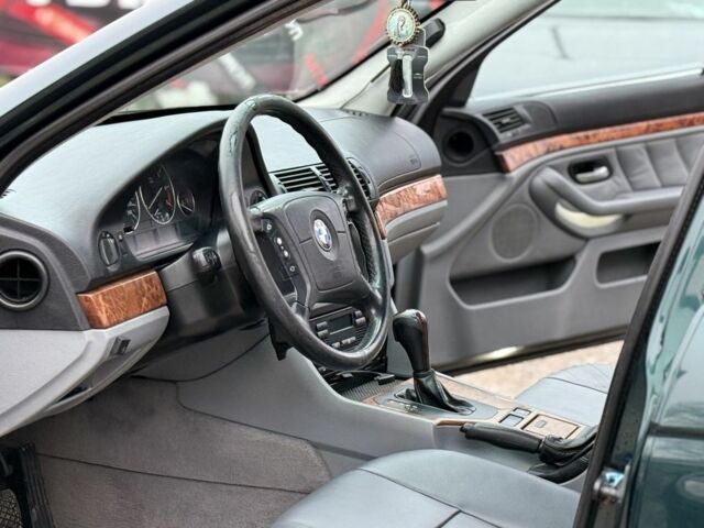 Зелений БМВ 5 Серія, об'ємом двигуна 2 л та пробігом 430 тис. км за 3500 $, фото 8 на Automoto.ua