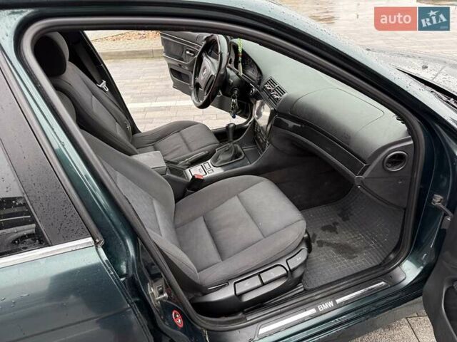 Зеленый БМВ 5 Серия, объемом двигателя 2 л и пробегом 375 тыс. км за 2800 $, фото 34 на Automoto.ua