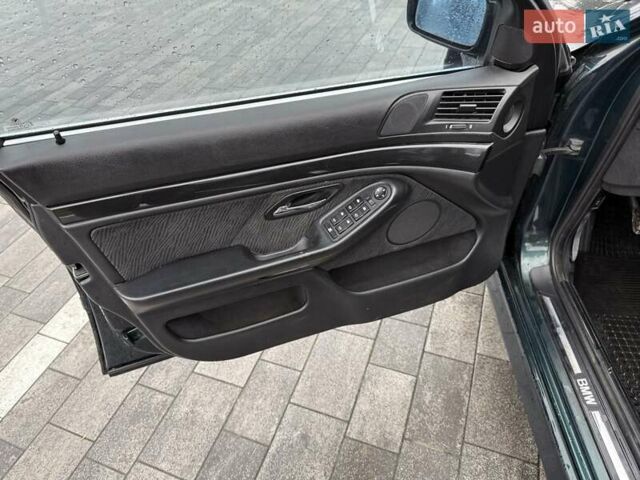 Зеленый БМВ 5 Серия, объемом двигателя 2 л и пробегом 375 тыс. км за 2800 $, фото 21 на Automoto.ua