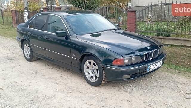 Зеленый БМВ 5 Серия, объемом двигателя 2.5 л и пробегом 350 тыс. км за 3500 $, фото 1 на Automoto.ua