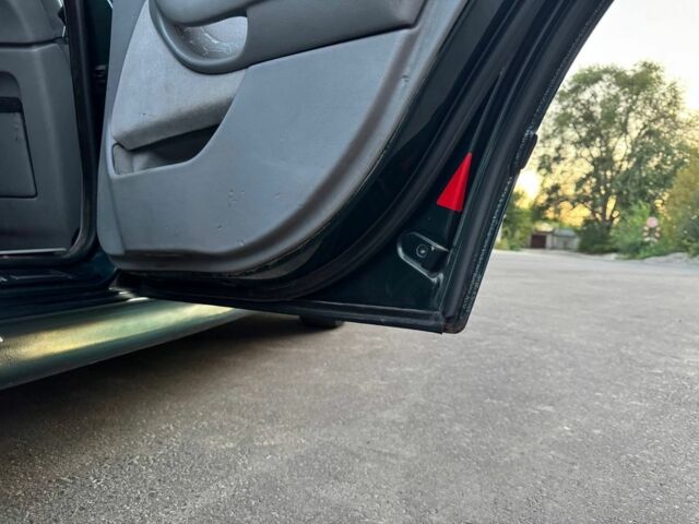 Зеленый БМВ 5 Серия, объемом двигателя 2 л и пробегом 450 тыс. км за 3800 $, фото 11 на Automoto.ua