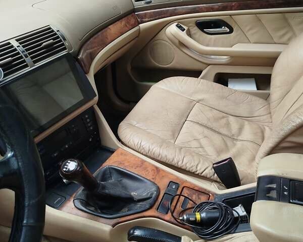 Зеленый БМВ 5 Серия, объемом двигателя 2.79 л и пробегом 250 тыс. км за 3000 $, фото 8 на Automoto.ua