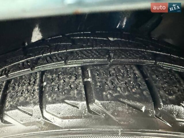 Зеленый БМВ 5 Серия, объемом двигателя 2 л и пробегом 375 тыс. км за 2800 $, фото 16 на Automoto.ua