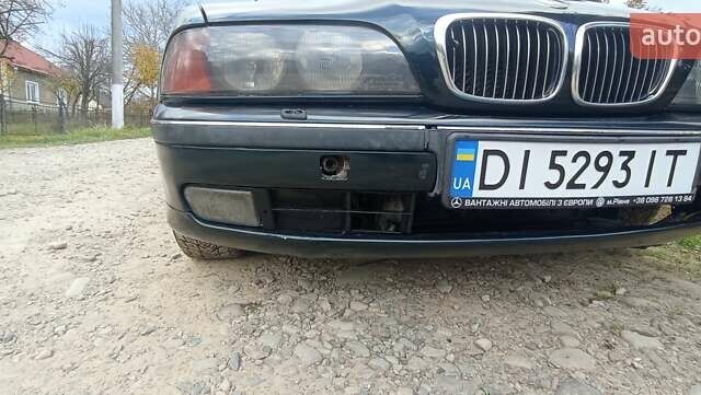 Зеленый БМВ 5 Серия, объемом двигателя 2.5 л и пробегом 350 тыс. км за 3500 $, фото 2 на Automoto.ua