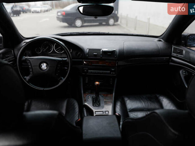 Зеленый БМВ 5 Серия, объемом двигателя 3 л и пробегом 510 тыс. км за 7500 $, фото 29 на Automoto.ua