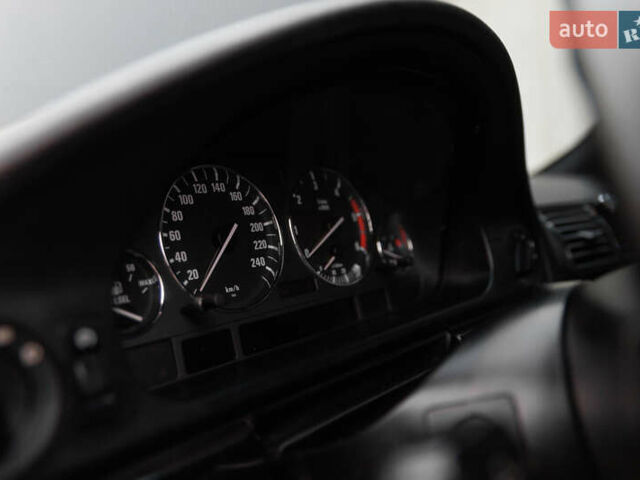 Зеленый БМВ 5 Серия, объемом двигателя 3 л и пробегом 510 тыс. км за 7500 $, фото 31 на Automoto.ua