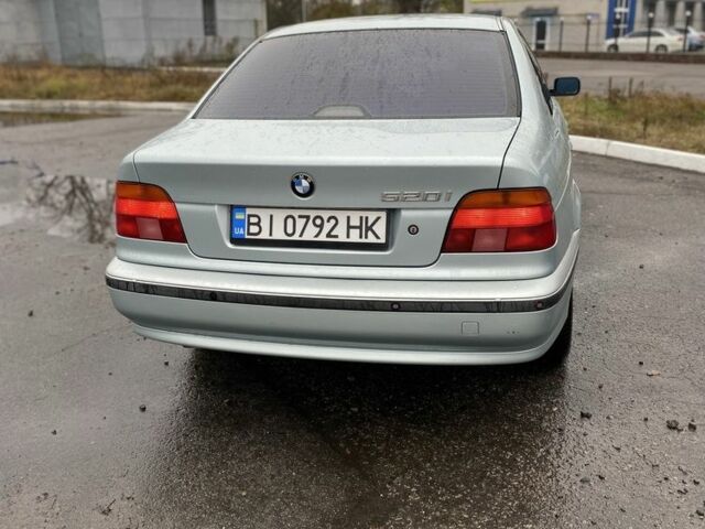 Зеленый БМВ 5 Серия, объемом двигателя 2 л и пробегом 260 тыс. км за 5600 $, фото 4 на Automoto.ua