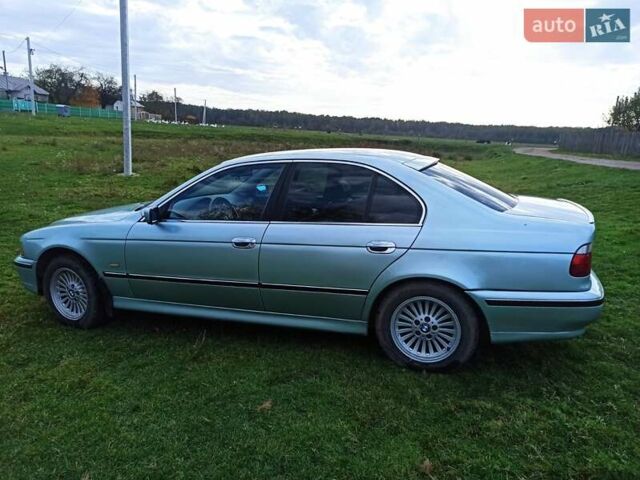 Зеленый БМВ 5 Серия, объемом двигателя 2.5 л и пробегом 315 тыс. км за 5500 $, фото 3 на Automoto.ua