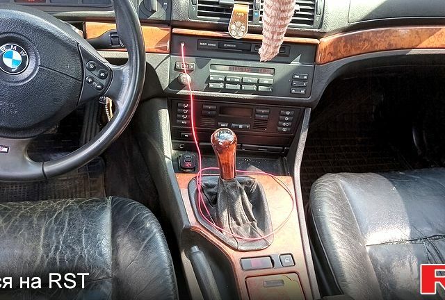 Зелений БМВ 5 Серія, об'ємом двигуна 2 л та пробігом 435 тис. км за 3500 $, фото 4 на Automoto.ua