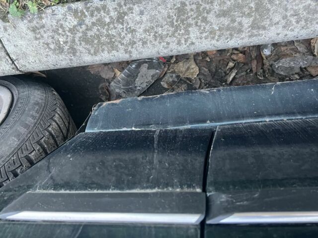 Зелений БМВ 5 Серія, об'ємом двигуна 2.8 л та пробігом 3 тис. км за 2500 $, фото 17 на Automoto.ua