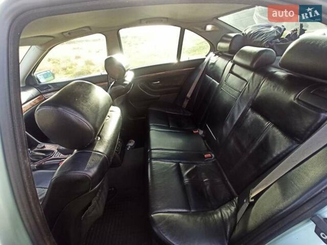Зеленый БМВ 5 Серия, объемом двигателя 2.5 л и пробегом 315 тыс. км за 5500 $, фото 11 на Automoto.ua