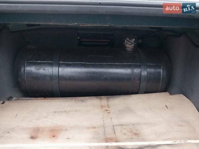 Зелений БМВ 5 Серія, об'ємом двигуна 1.99 л та пробігом 247 тис. км за 3600 $, фото 24 на Automoto.ua