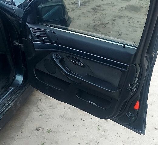 Зеленый БМВ 5 Серия, объемом двигателя 0 л и пробегом 280 тыс. км за 1500 $, фото 14 на Automoto.ua