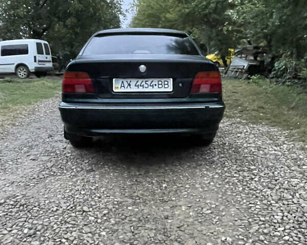 Зелений БМВ 5 Серія, об'ємом двигуна 2 л та пробігом 343 тис. км за 4350 $, фото 3 на Automoto.ua