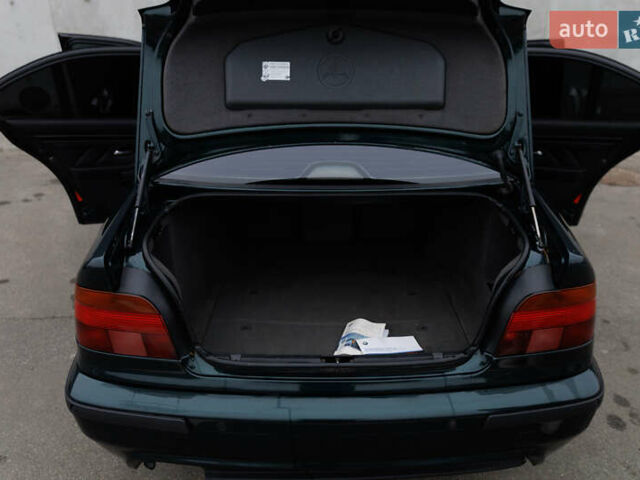 Зеленый БМВ 5 Серия, объемом двигателя 3 л и пробегом 510 тыс. км за 7500 $, фото 42 на Automoto.ua