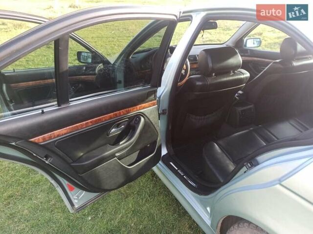 Зеленый БМВ 5 Серия, объемом двигателя 2.5 л и пробегом 315 тыс. км за 5500 $, фото 9 на Automoto.ua