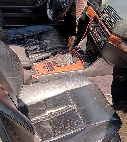 Зелений БМВ 5 Серія, об'ємом двигуна 2 л та пробігом 435 тис. км за 3500 $, фото 5 на Automoto.ua