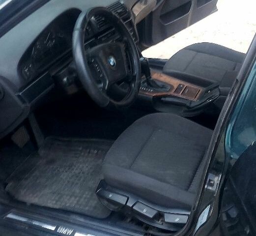 Зеленый БМВ 5 Серия, объемом двигателя 0 л и пробегом 280 тыс. км за 1500 $, фото 16 на Automoto.ua