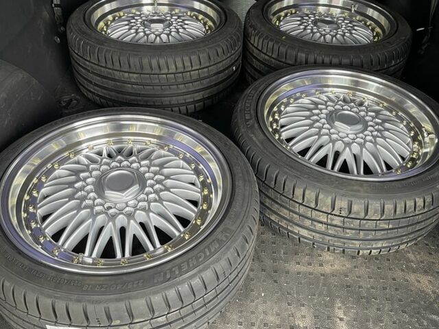 Зеленый БМВ 5 Серия, объемом двигателя 3.4 л и пробегом 355 тыс. км за 9000 $, фото 7 на Automoto.ua