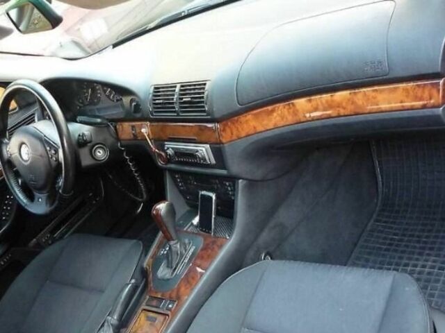 Зеленый БМВ 5 Серия, объемом двигателя 3.5 л и пробегом 288 тыс. км за 2950 $, фото 7 на Automoto.ua