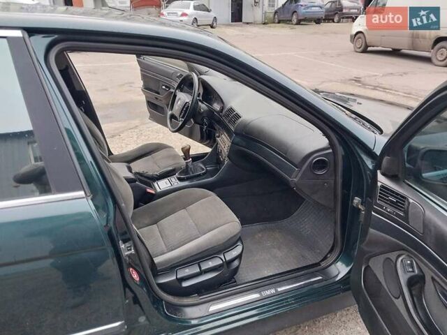 Зелений БМВ 5 Серія, об'ємом двигуна 1.99 л та пробігом 247 тис. км за 3600 $, фото 18 на Automoto.ua