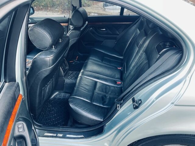 Зеленый БМВ 5 Серия, объемом двигателя 2.9 л и пробегом 278 тыс. км за 4990 $, фото 15 на Automoto.ua