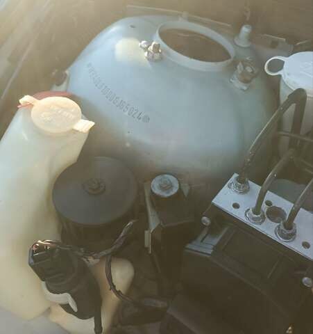 Зеленый БМВ 5 Серия, объемом двигателя 3 л и пробегом 300 тыс. км за 5300 $, фото 1 на Automoto.ua