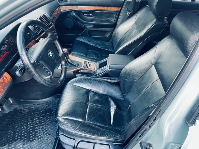 Зеленый БМВ 5 Серия, объемом двигателя 2.9 л и пробегом 278 тыс. км за 4990 $, фото 16 на Automoto.ua